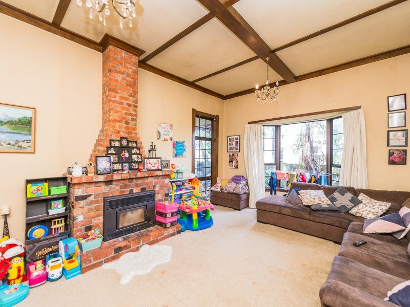 38 Young Street, Whanganui East, Whanganui - Carousel 2