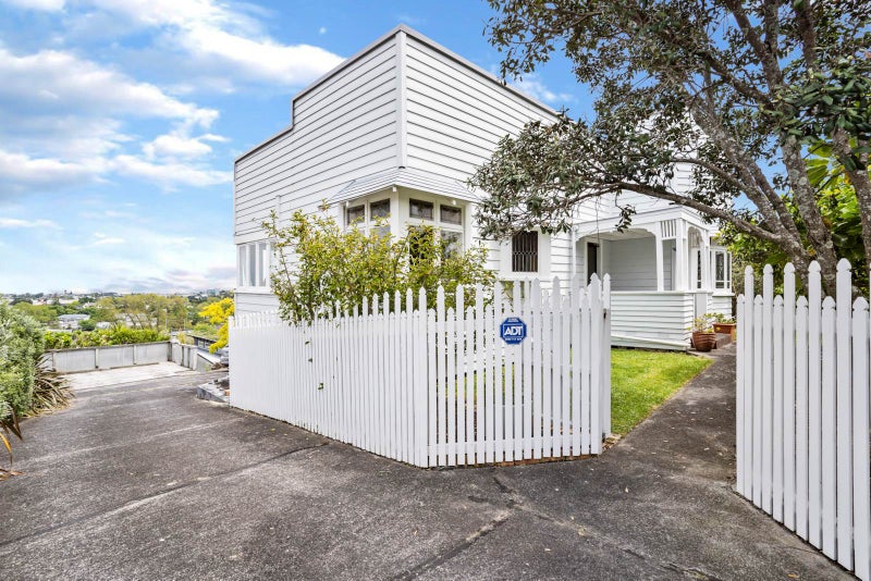 36 Western Springs Road, Morningside, Auckland - Carousel 36