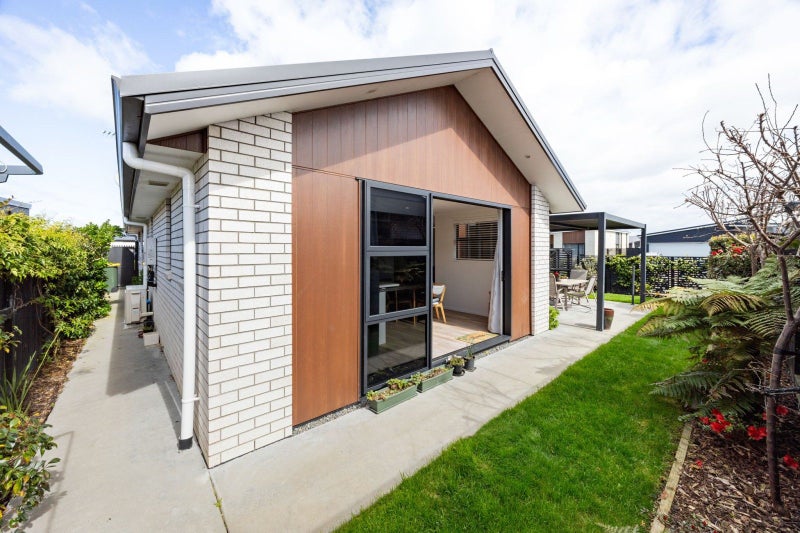 65 Trewern Avenue, Chartwell, Hamilton - Carousel 2