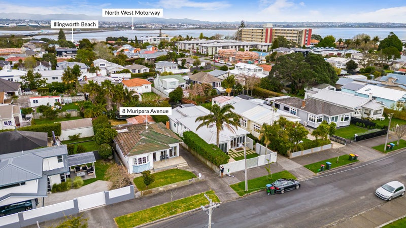 8 Muripara Avenue, Point Chevalier, Auckland - Carousel 2