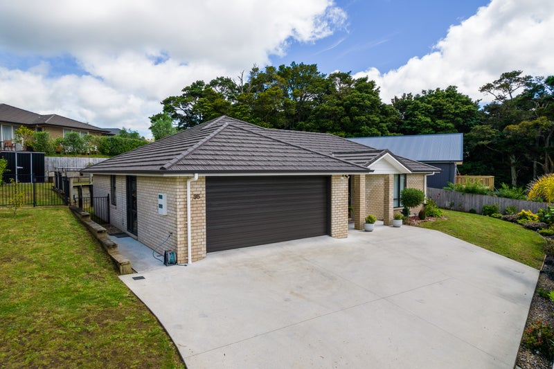 35 Balmacewan Drive, Kamo, Whangarei - Carousel 31