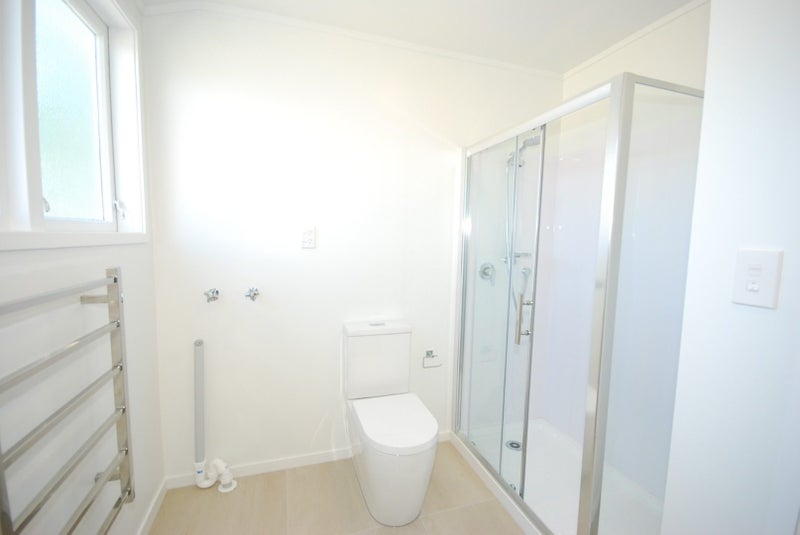 18B Clinker Street, Three Kings, Auckland - Carousel 11