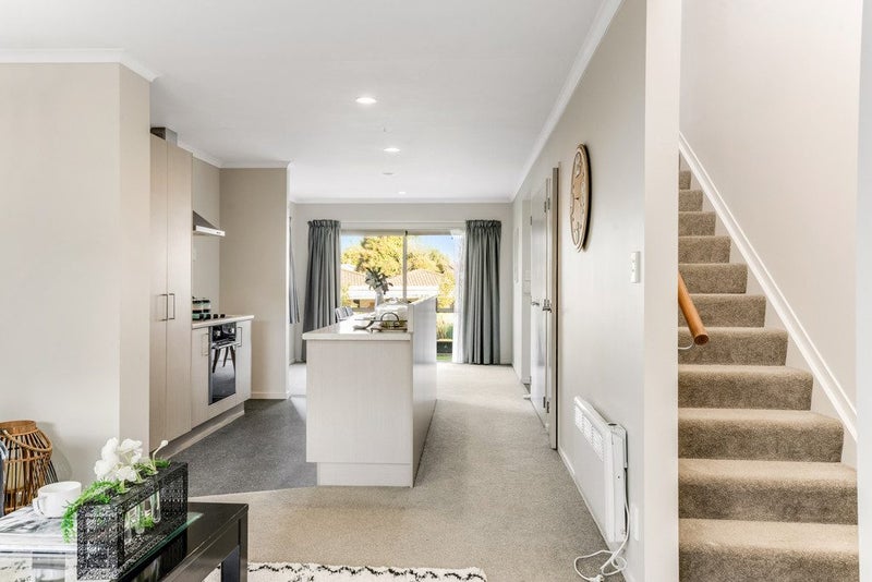 81B Cambridge Terrace, Papatoetoe, Auckland - Carousel 2