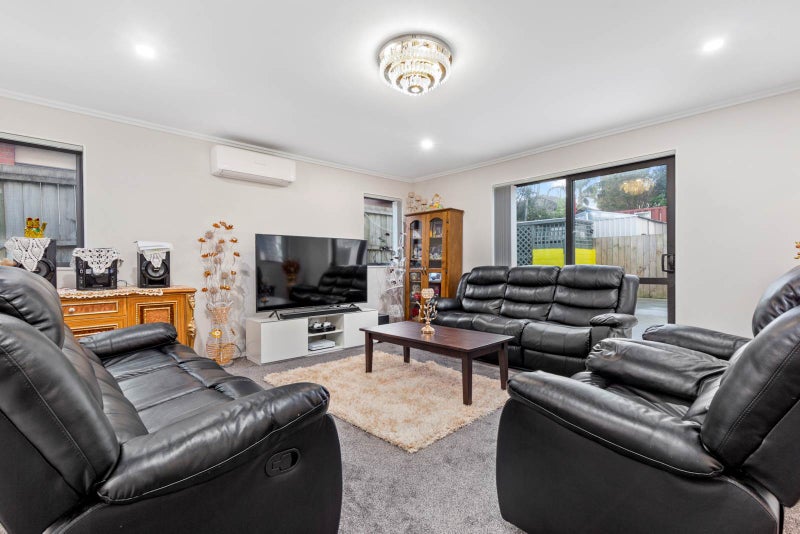 3A Lucas Place, Weymouth, Auckland - Carousel 1