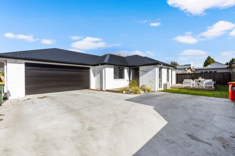 52A Clarkin Road, Fairfield, Hamilton - Carousel 1