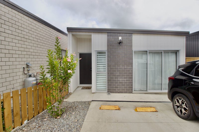 7 Heri Lane, Westgate, Auckland - Carousel 2