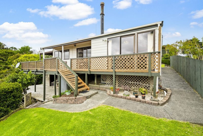 222 Whangaparaoa Road, Red Beach, Red Beach - Carousel 1