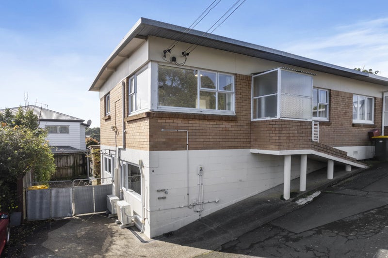 4/33 Rodney Street, Howick, Auckland - Carousel 1