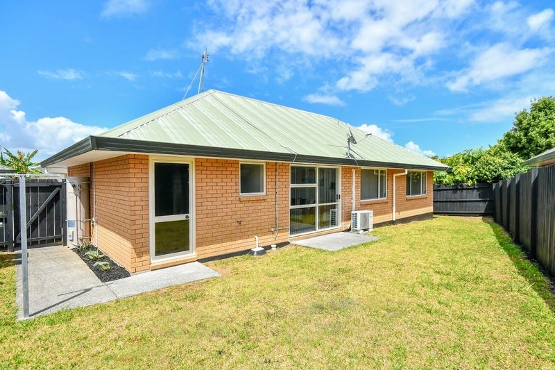 2/44 Wai Iti Place, Clendon Park, Auckland - Carousel 2