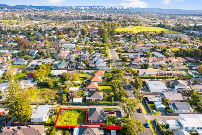 12A Riversdale Road, Avondale, Auckland - Carousel 1