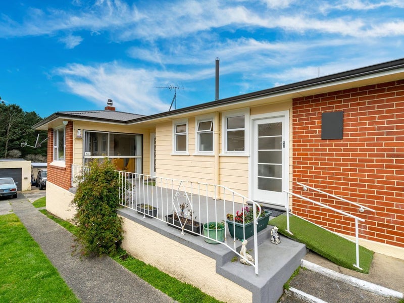 198 Highcliff Road, Shiel Hill, Dunedin - Carousel 2