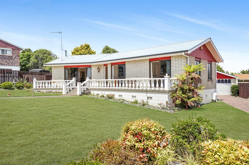 6 Titoki Place, Pukete, Hamilton - Carousel 1