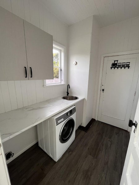 43 Trinity Avenue, Epuni, Lower Hutt - Carousel 13