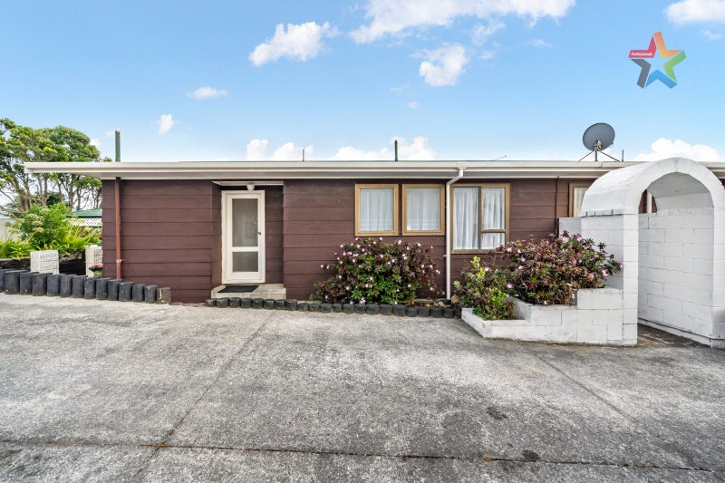 14A Mossburn Grove, Kelson, Lower Hutt - Carousel 19