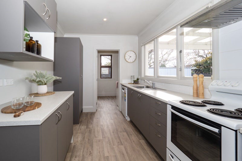 55A Princes Street, Netherby, Ashburton - Carousel 2