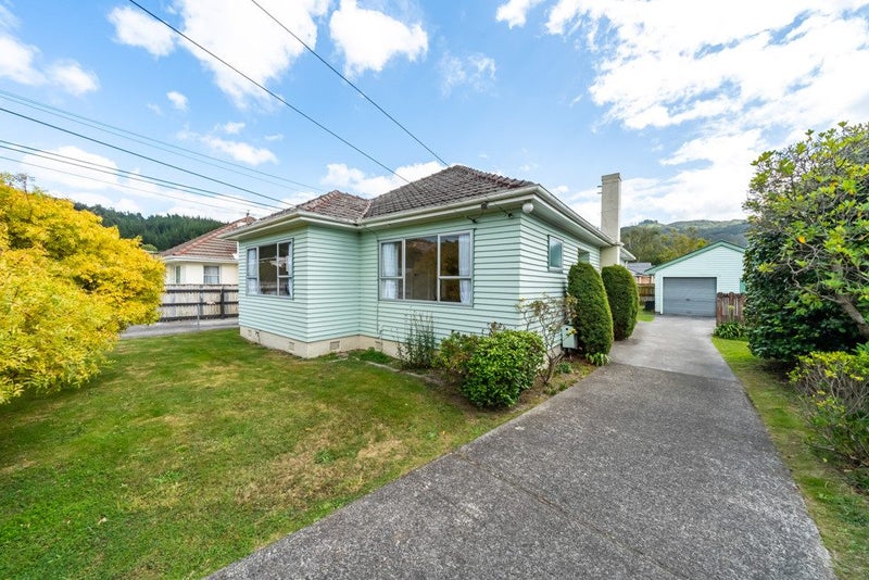 16 Kiln Street, Silverstream, Upper Hutt - Carousel 1