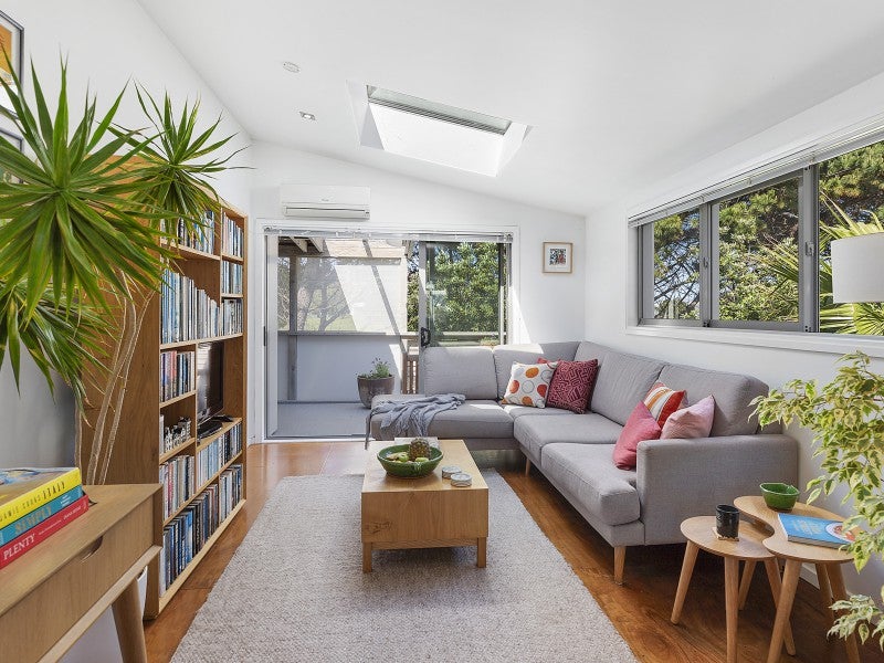 398A Broadway, Miramar, Wellington - Carousel 2
