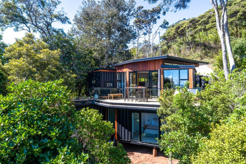 14 Okoka Road, Ōmiha, Waiheke Island - Carousel 1