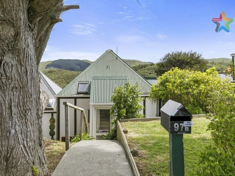 97B Major Drive, Kelson, Lower Hutt - Carousel 13