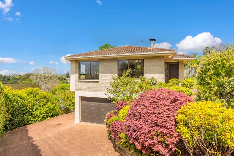 2/69 College Road, Northcote, Auckland - Carousel 1