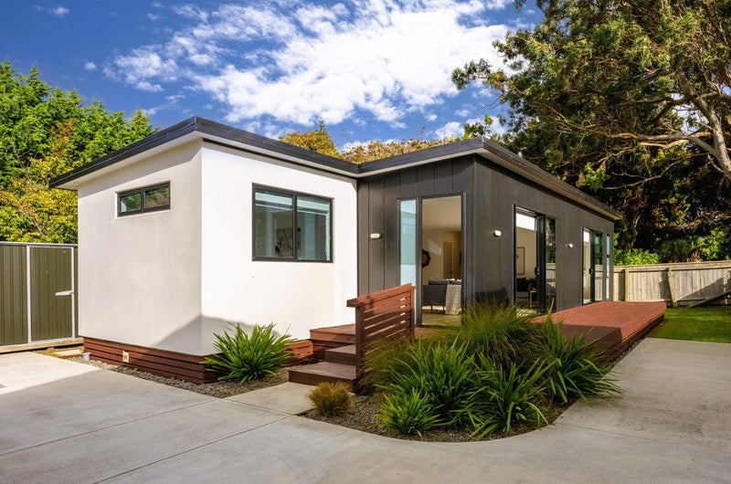 24B Ocean Road, Paraparaumu Beach, Paraparaumu - Carousel 2