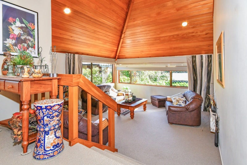 8 Lemonwood Place, The Gardens, Auckland - Carousel 2