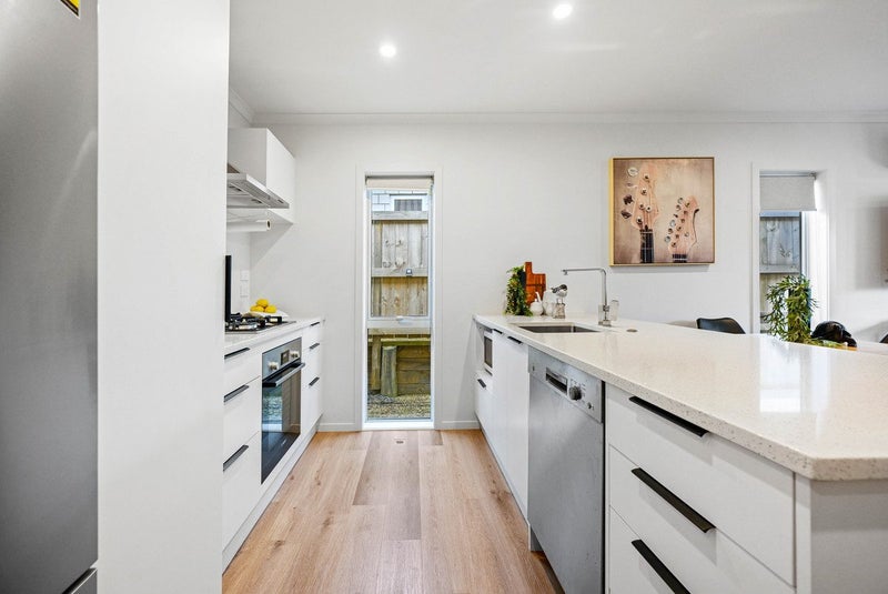 19 Borman Road, Huntington, Hamilton - Carousel 2