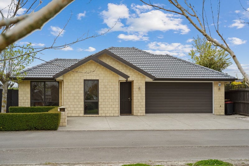 21 Ferdinand Terrace, Yaldhurst, Christchurch - Carousel 1