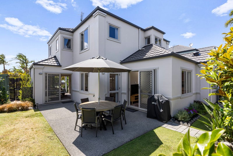 34 Terracotta Drive, Blockhouse Bay, Auckland - Carousel 1