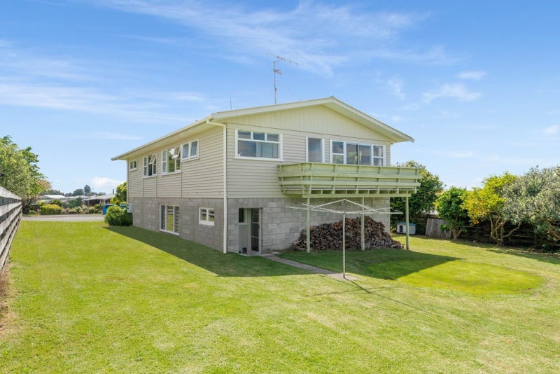 62 The Drive, Brookfield, Tauranga - Carousel 2