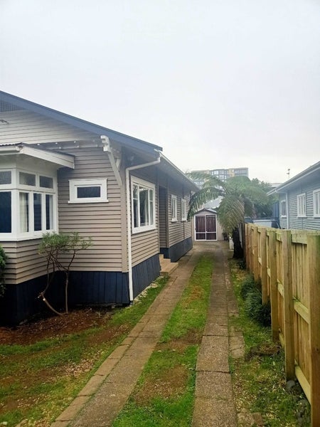 72 Galway Street, Onehunga, Auckland - Carousel 2