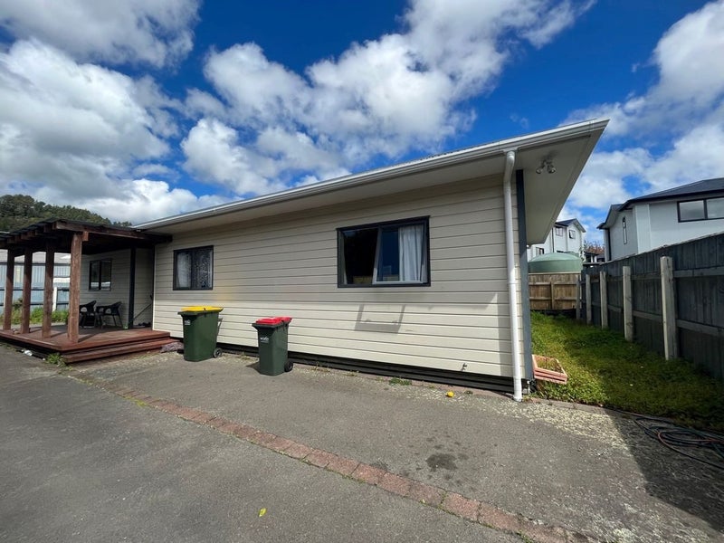 2A Johnston Grove, Taita, Lower Hutt - Carousel 1