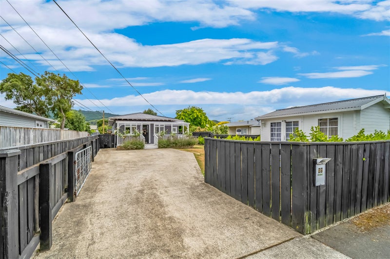 57 Palmer Crescent, Silverstream, Upper Hutt - Carousel 24