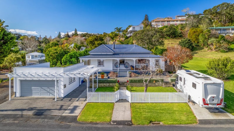 5 Beresford Street, Russell, Russell - Carousel 1