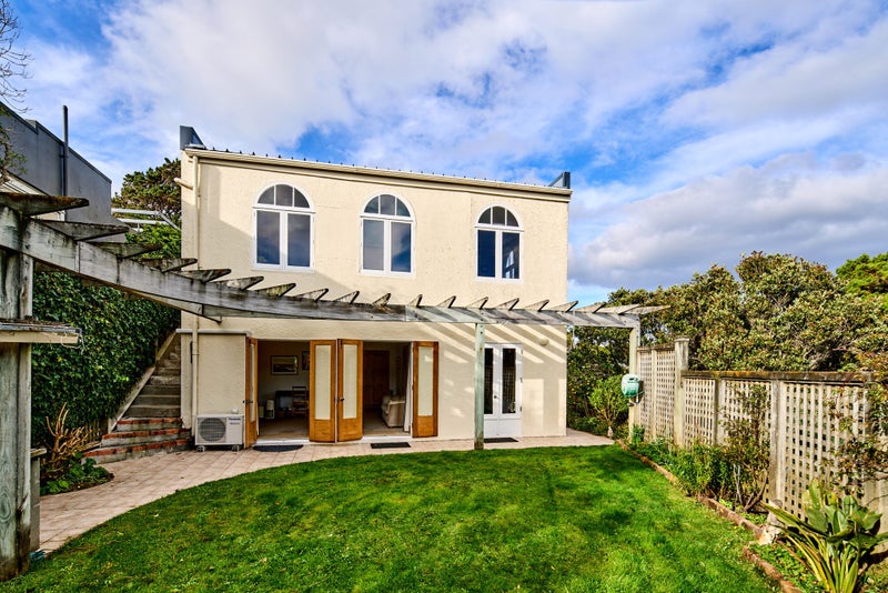 20 Hadfield Terrace, Kelburn, Wellington - Carousel 19