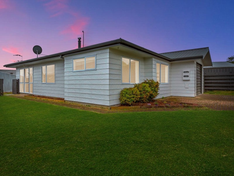 2/42 Arthur Crescent, Hilltop, Taupō - Carousel 15