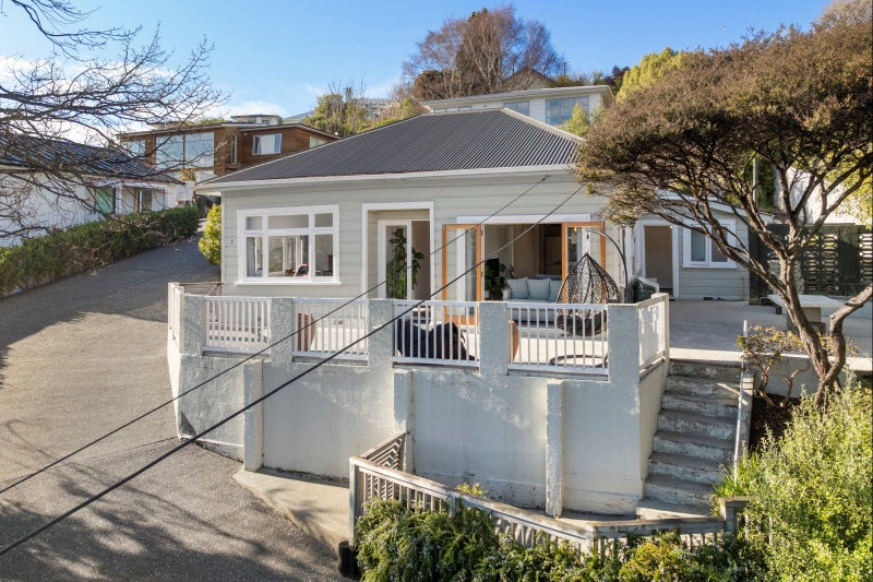 7 Oates Street, Kaikorai, Dunedin - Carousel 2