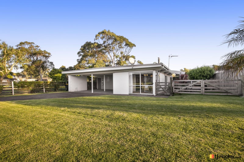 18 Waterlea Avenue, Mangere Bridge, Auckland - Carousel 2
