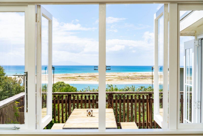 10 Claude Street, Mangawhai Heads, Mangawhai - Carousel 1