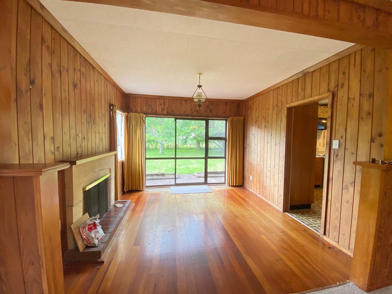 76 Tawa Road, Kumeū - Carousel 2