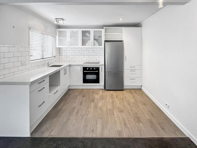 12/8 Pratt Street, Freemans Bay, Auckland - Carousel 2