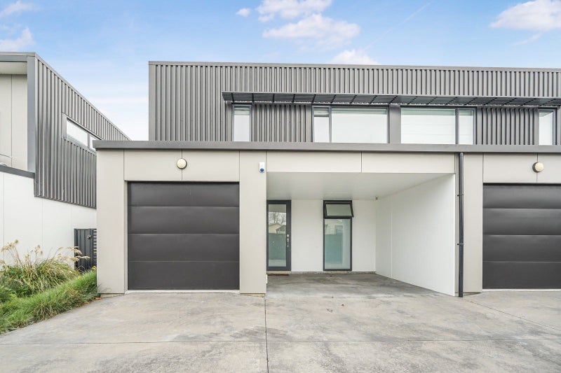 3/100 East Street, Enderley, Hamilton - Carousel 1