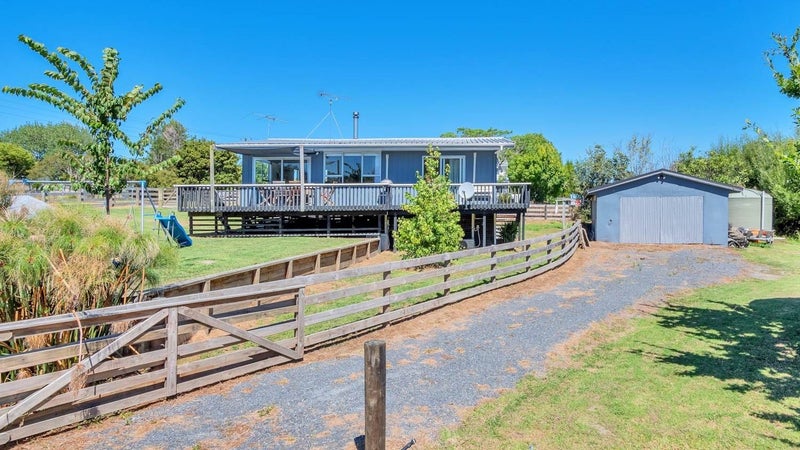 4 Old Woodcocks Road, Kaipara Flats, Warkworth - Carousel 1