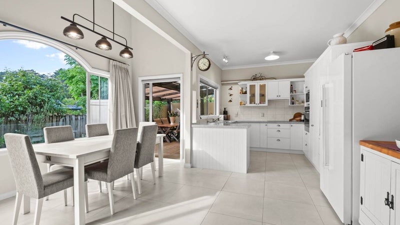 9 Red Shed Lane, Albany, Auckland - Carousel 1