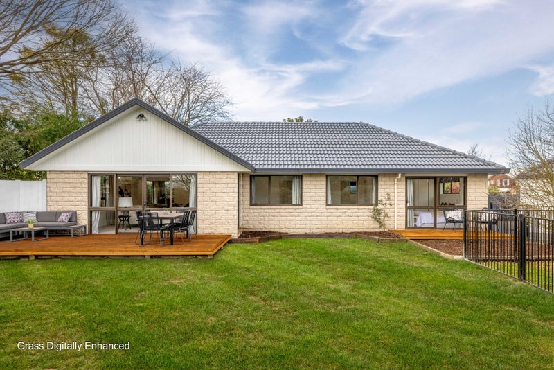 40A Regency Crescent, Redwood, Christchurch - Carousel 1