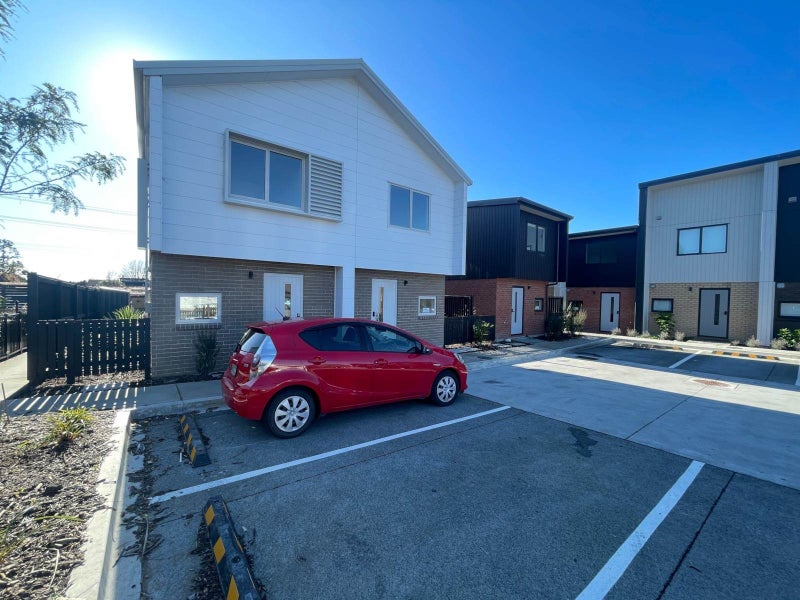 3/478 West Coast Road, Glen Eden, Auckland - Carousel 1