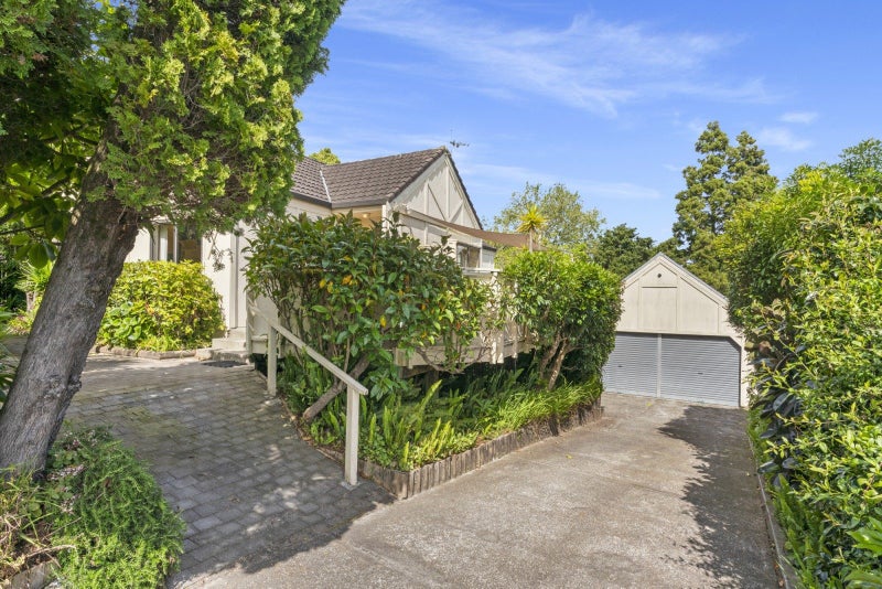 20 Achilles Crescent, Welcome Bay, Tauranga - Carousel 1