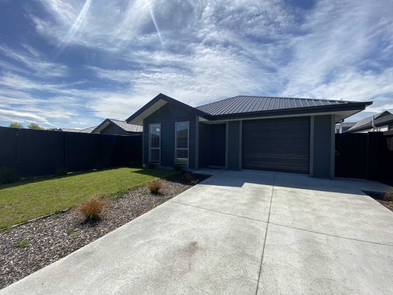 11 Fairbairn Close, Halswell, Christchurch - Carousel 1