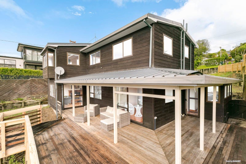 7 Long Bay Drive, Torbay, Auckland - Carousel 2