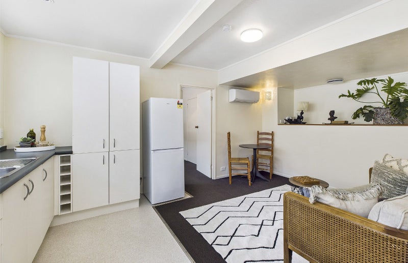 14 Lerwick Terrace, Melrose, Wellington - Carousel 2